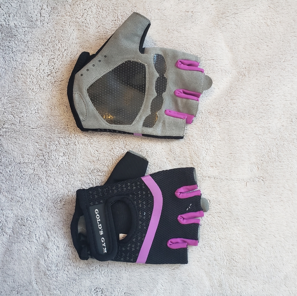 Gloves for gym/lifting